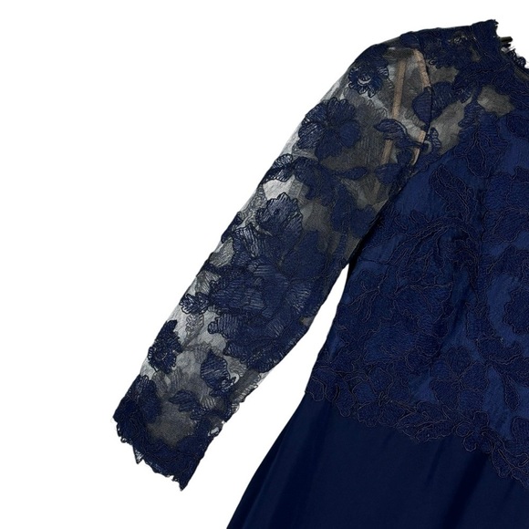 TADASHI SHOJI ART2132LX PEONY LACE ROYAL NAVY EMBROIDERED STRETCH CREPE GOWN - Picture 10 of 16